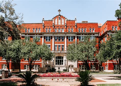 university of the incarnate word cost