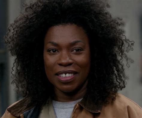 vee orange is the new black