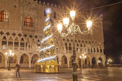 venice italy weather in december