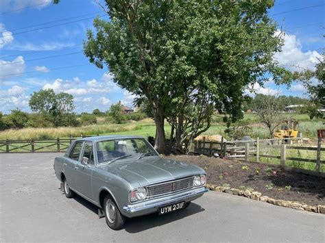 verkoopfolder ford cortina Reader