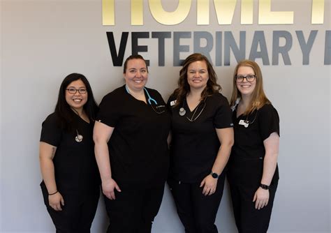 veterinarians open on saturday