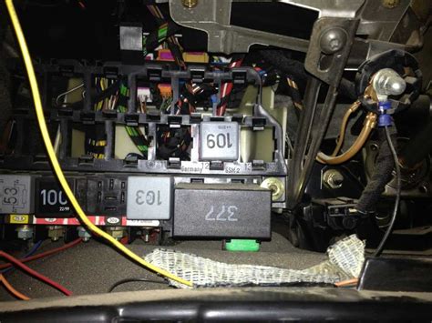 vw beetle 2004 wiper relay location Reader