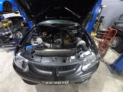 vz commodore manual conversion kit Reader