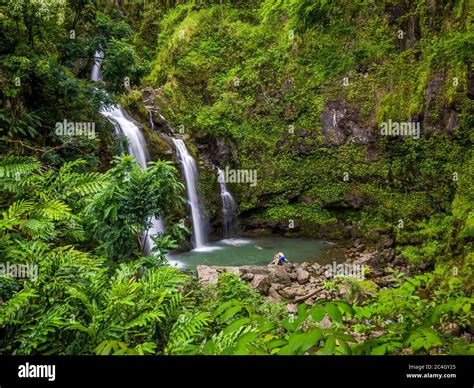 waikani falls road to hana