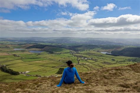 walking in the forest of bowland and pendle walking in the forest of bowland and pendle Epub