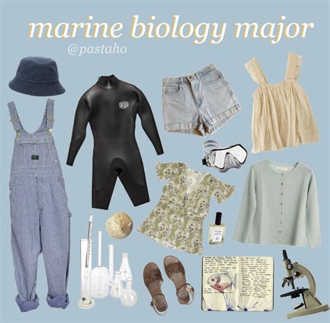 what do marine biologists wear