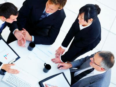 what is the enviroment for a financial service sales agent