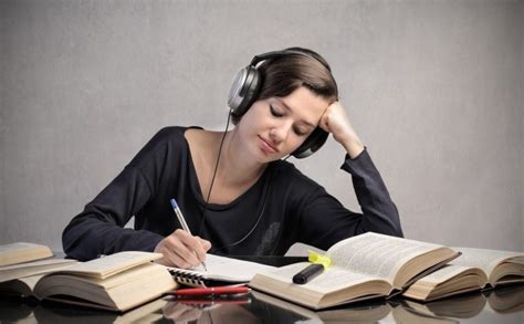 what music to listen to while studying