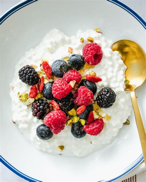 what to eat with cottage cheese for breakfast