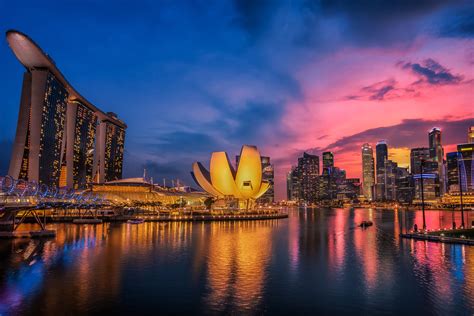 where to visit in singapore for free