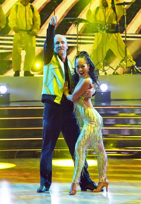 who went home last night on dancing with stars