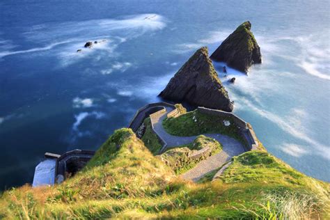 wild ireland a travellers guide wild travellers guides Doc