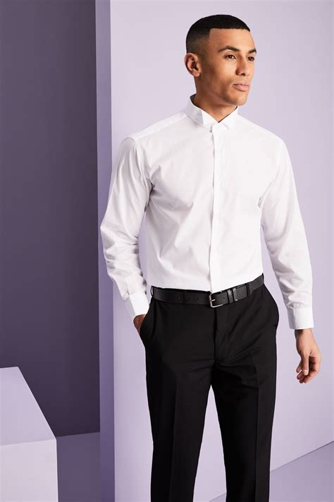 wing collar shirt