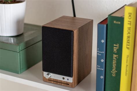 wireless bookcase speakers