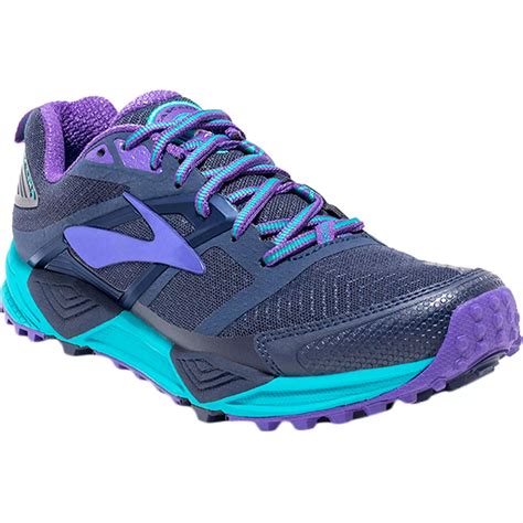 women trail shoe