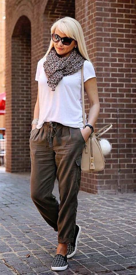 womens olive green pants