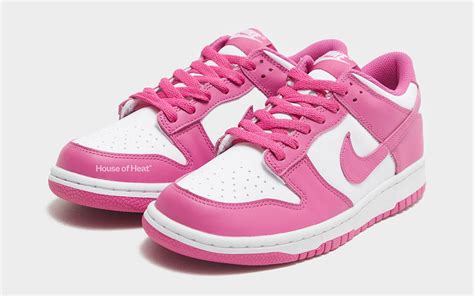 womens pink dunks