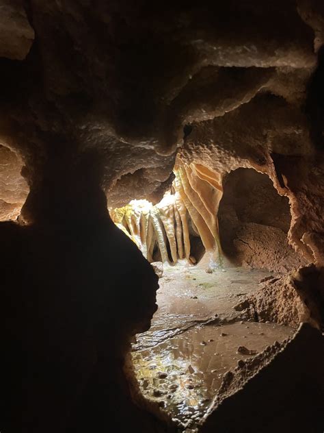 wonderland cave south dakota