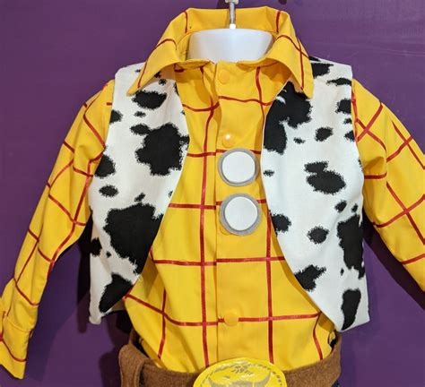 woody shirt and vest