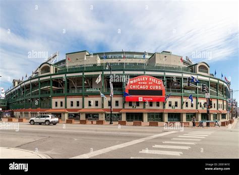 wrigley field chicago il