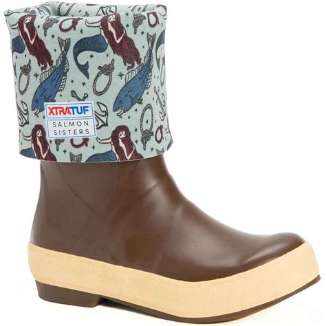 xtratuf boots womens