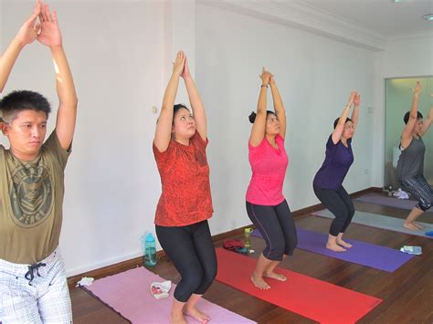 yoga for beginners singapore